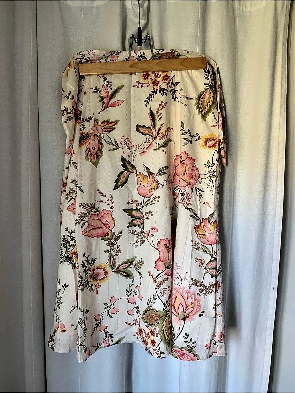 INDEX Floral A-Line Skirt in White & Pink Size 14 Like New